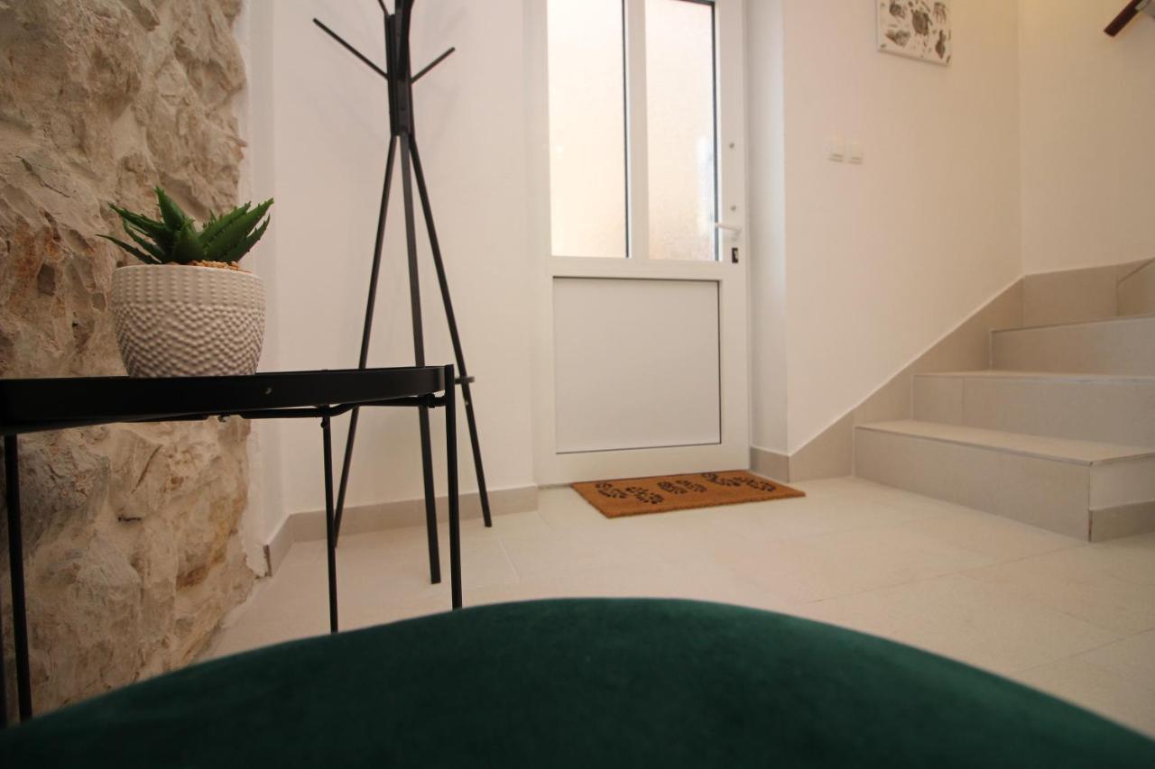 Ghetto Apartman Primošten Kültér fotó