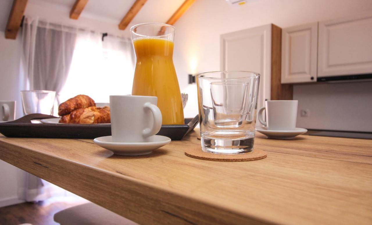 Ghetto Apartman Primošten Kültér fotó