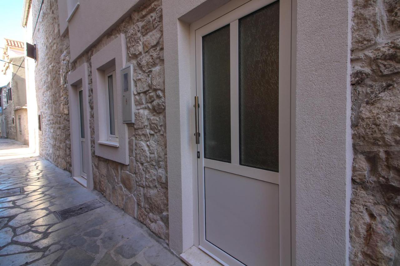 Ghetto Apartman Primošten Kültér fotó