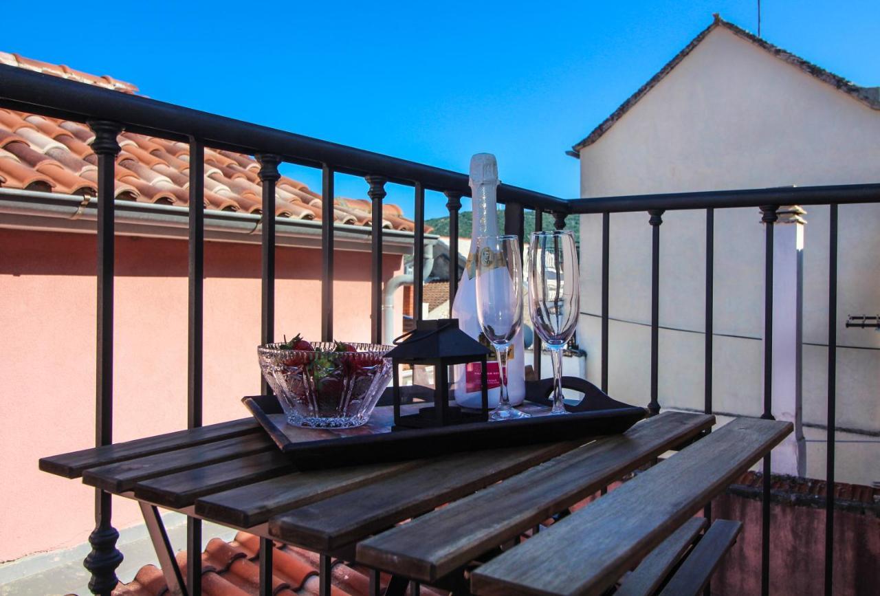Ghetto Apartman Primošten Kültér fotó