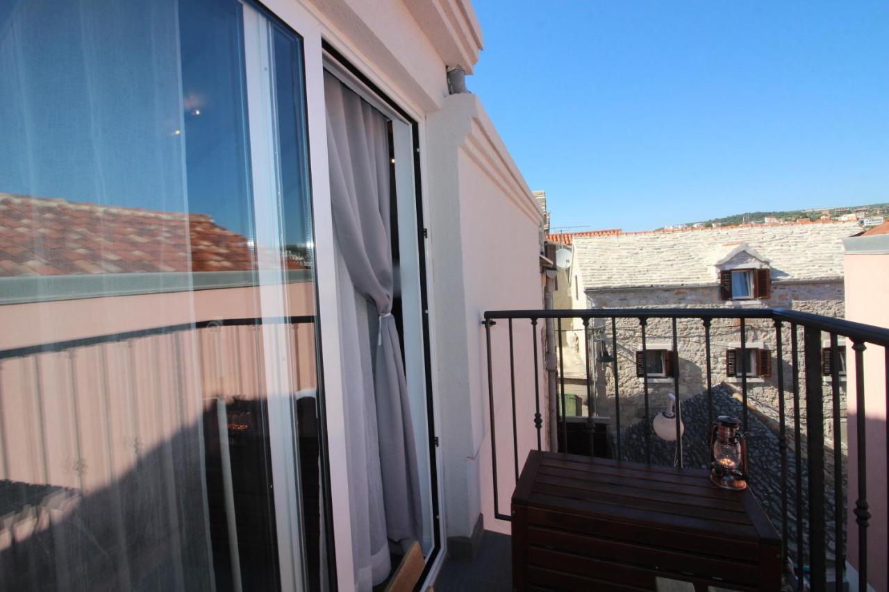 Ghetto Apartman Primošten Kültér fotó